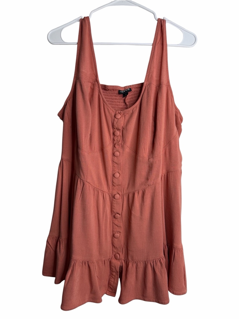 Torrid Sleeveless Tiered Button Front Top – Size 2 – Rust/Clay – Pre‑Loved - Picture 2 of 5